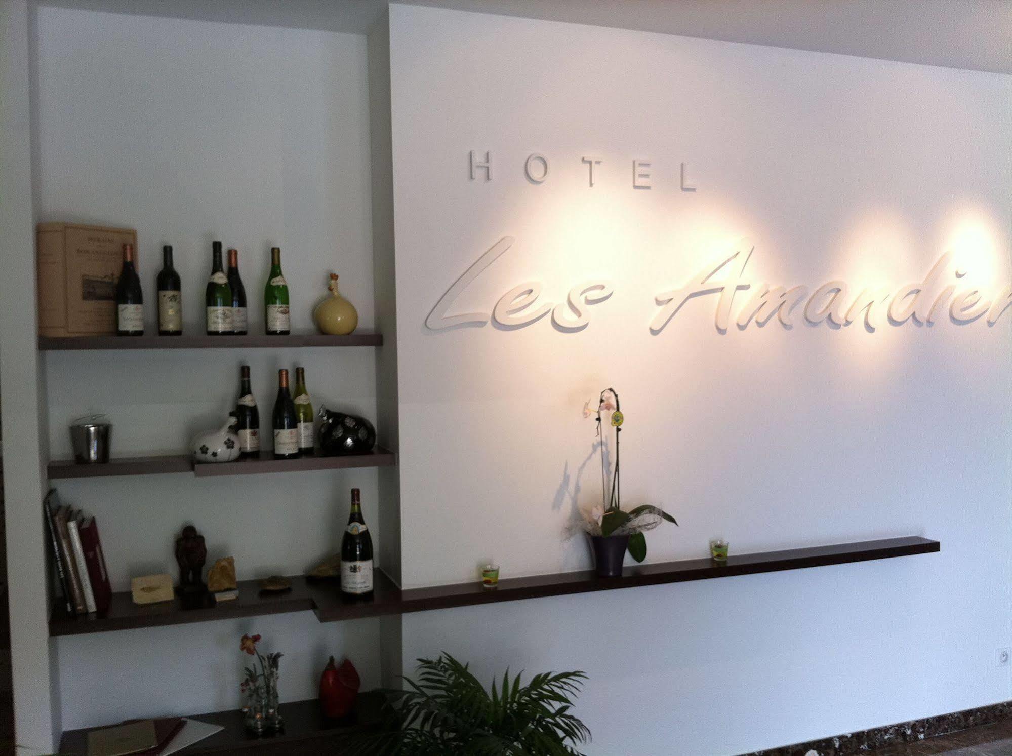 Hotel Les Amandiers Tournon-sur-Rhone Exteriér fotografie